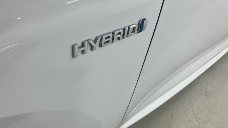 Toyota Corolla 2.0 VVT-i Hybrid Design 5dr CVT Hybrid Hatchback